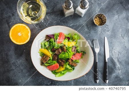 Delicious natural salad with citrus, lettuce 40740795