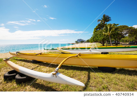 Hawaiian boats 40740934