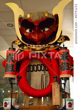 2017 Festival WITH THE KYUSHU Karatsu Kunchi Drinking child child and Genko helmet 40741231