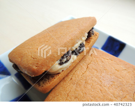 葡萄乾黃油三明治 40742323