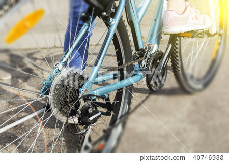 Closeup of a bicycle gears mechanism  40746988