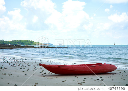 beach with both 40747390