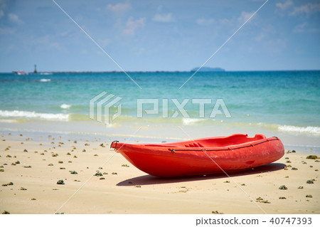 beach with both 40747393
