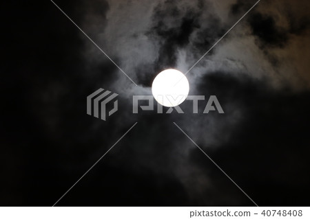 Mid-Autumn Harvest Moon 40748408