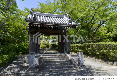 Kuinuji寺門 40748677