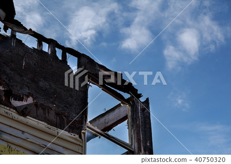 burnt black room after fire Burned-down house 40750320