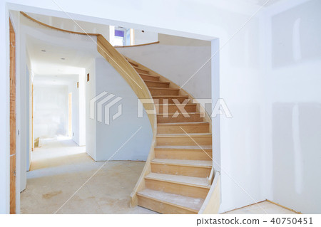 Wall unfinished inside house under construction 40750451