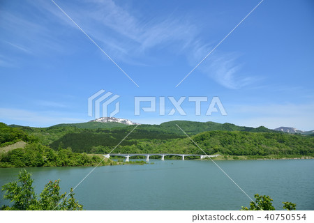 Quiet spring of Oshu Lake and the Rock Formation Range Quiet spring of Oshu Lake and the Rock Formation Range 40750554