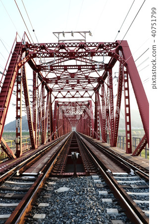 Iron bridge 40751799