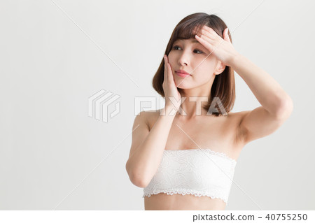 Beauty · Women (white back) Beauty · Women (white back) 40755250
