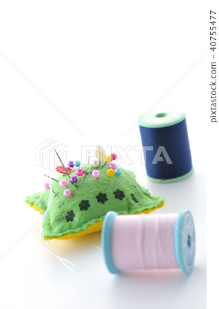 針墊和縫紉線 40755477