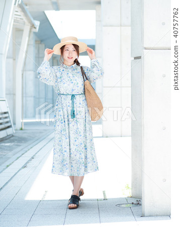 出女人 出女人 40757762