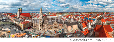 Aerial panoramic view of Old Town, Munich, Germany 40762492
