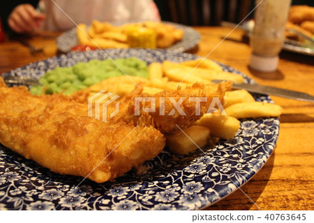 食用魚和薯條 食用魚和薯條 40763645
