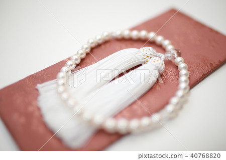 珠子（女士周三喪葬法告別法律匯款葬禮四十九晚七日精神額頭佛小配件） 40768820