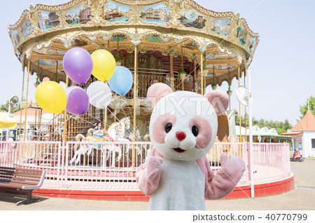 Amusement park costume panda cute balloons Amusement park costume panda cute balloons 40770799