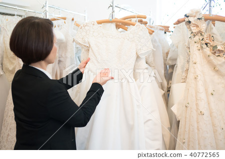 Bridal costume wedding costume 40772565