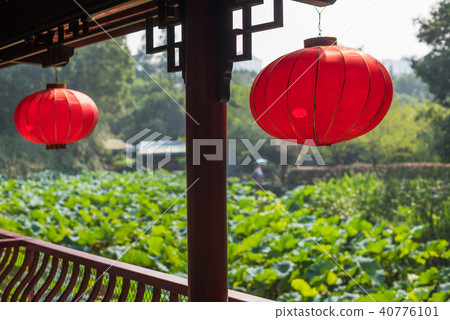 Red chinese lanterns hanging Red chinese lanterns hanging 40776101
