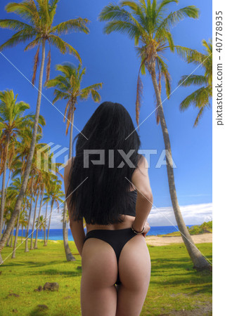 girl at the sea 40778935