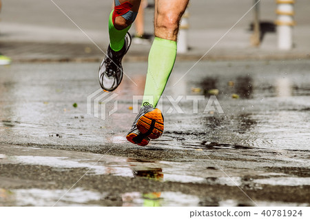 feet runner in compression socks feet runner in compression socks 40781924