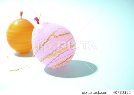 Yo-yo (color background) Yo-yo (color background) 40783333