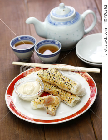 Intimidating shroud Intimidating shroud 40786262