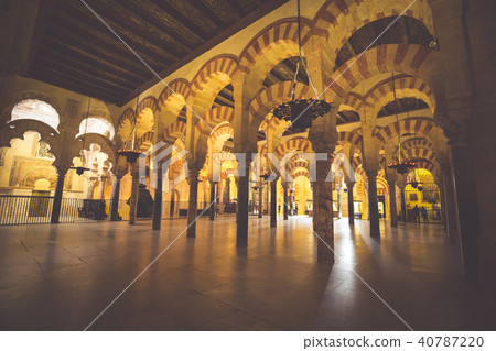The Great Mosque or Mezquita famous interior The Great Mosque or Mezquita famous interior 40787220