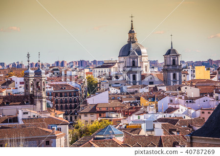 View of Madrid from Almudena Cathedral, Spain View of Madrid from Almudena Cathedral, Spain 40787269