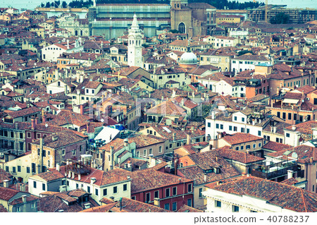 Venice cityscape - view from Campanile  40788237