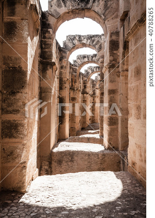 Amphitheater in El Jem, Tunisia Amphitheater in El Jem, Tunisia 40788265