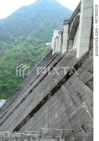Urasan Dam Urasan Dam 40788819