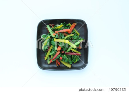 在瑞士甜菜棺材裡 在瑞士甜菜棺材裡 40790285