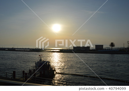Dusk of Enoshima Dusk of Enoshima 40794099