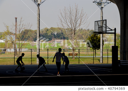 Kohoku-ku Shinyokohama basketball park silhouette Kohoku-ku Shinyokohama basketball park silhouette 40794369