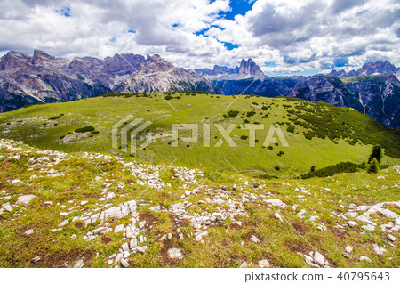 Dolomite landscape with three peaks of lavaredo 40795643
