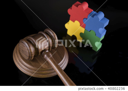 Puzzle, Court gavel,Law theme, mallet of judge 40802236