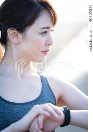 Sports women 40805382