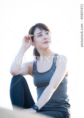Sports women 40805451