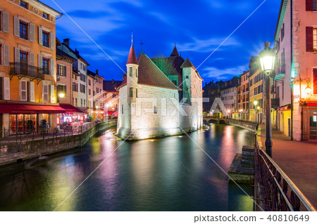 Annecy, called Venice of the Alps, France 40810649