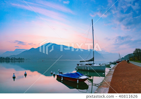 Annecy lake and Alps mountains, France 40811626