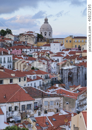 Alfama Lisboa at sunset 40812195