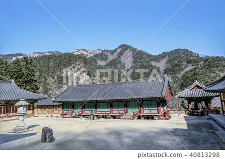 Shinhungsa Temple Shinhungsa Temple 40813298