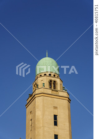 Yokohama Three Tower · Queen's Tower (Yokohama Customs) 40815751