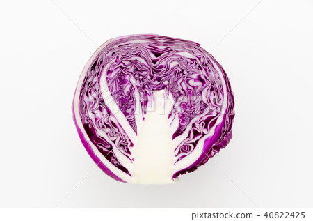 Cut the purple cabbage Cut the purple cabbage 40822425