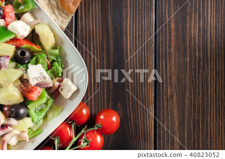 Greek salad with fresh vegetables Greek salad with fresh vegetables 40823052