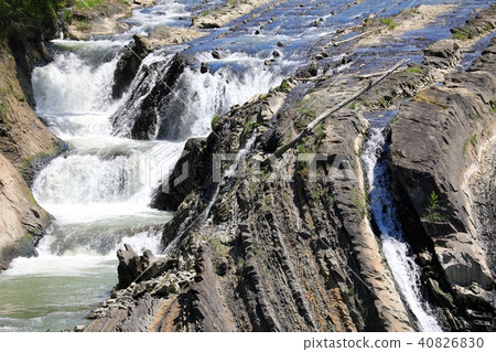 Chidoriga Fall · Yubari City Taki no Naka Park 40826830