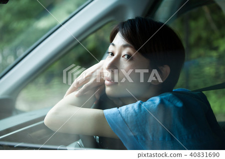 Car driving fatigue 40831690