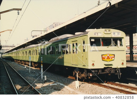 JNR系列103系列Saikyo Line Ikebukuro Station 40832858