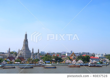 Wat Arun (after completion of repair work) Wat Arun (after completion of repair work) 40837528
