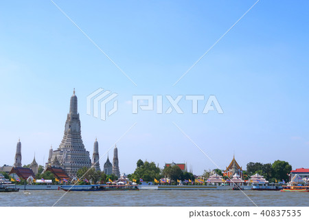 黎明寺（修復工作完成後） 40837535